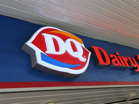 Dairy quenn - 1957: The Dairy Queen®/Brazier® concept is introduced. 1958: The Dairy Queen®/Brazier® food products are introduced. 1961: The Mr. Misty® slush treat cools throats in the warm South. 1962: International Dairy Queen, Inc. (IDQ) is formed. 1965: First national radio advertising sends DQ® message 169 million times a week.